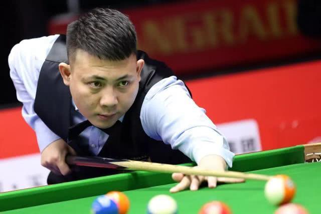 总有人黑C罗“跳水”？毛剑卿：这也是门艺术，跳得好叫艺术