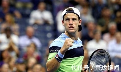 他在英国比 他在英国比